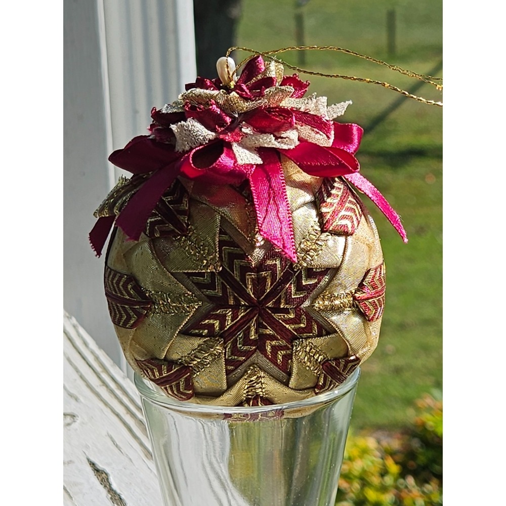 4 Vintage Handmade Folded Star Quilted Christmas Ornaments -‎ Various Colors